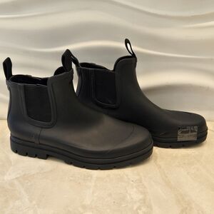 Everlane Black Rain Boots Size 10 Women's Waterproof Chelsea Ankle Pull-on New